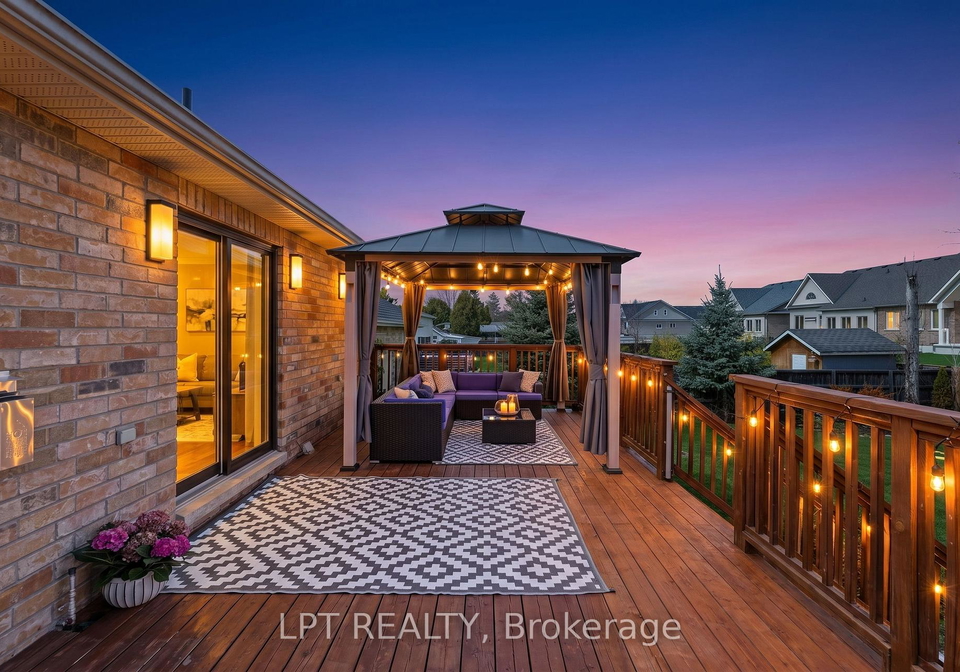 101-maple-avenue-georgina-ontario-n13066936