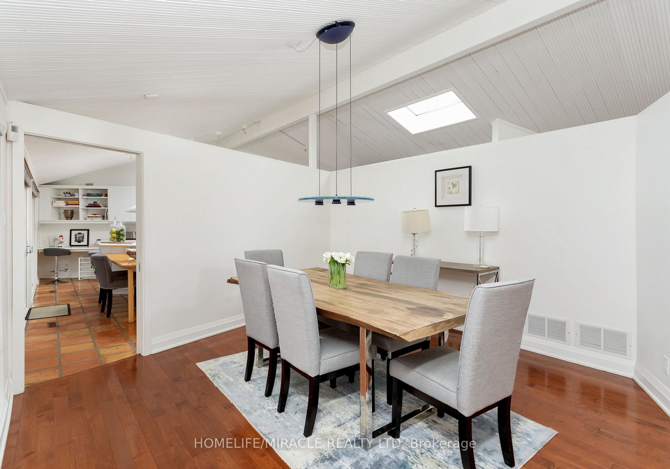 11-champlain-crescent-king-ontario-n13067392