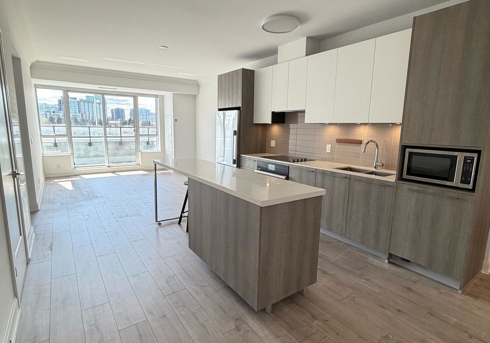 8-water-walk-drive-markham-ontario-n13067560