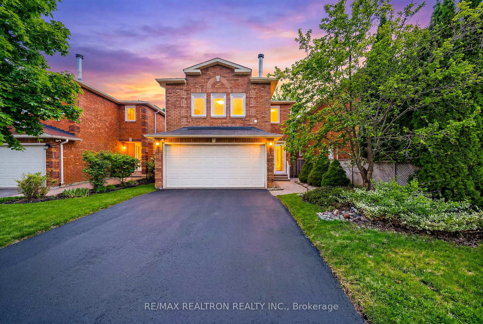 19-justus-drive-richmond-hill-ontario-n13067596