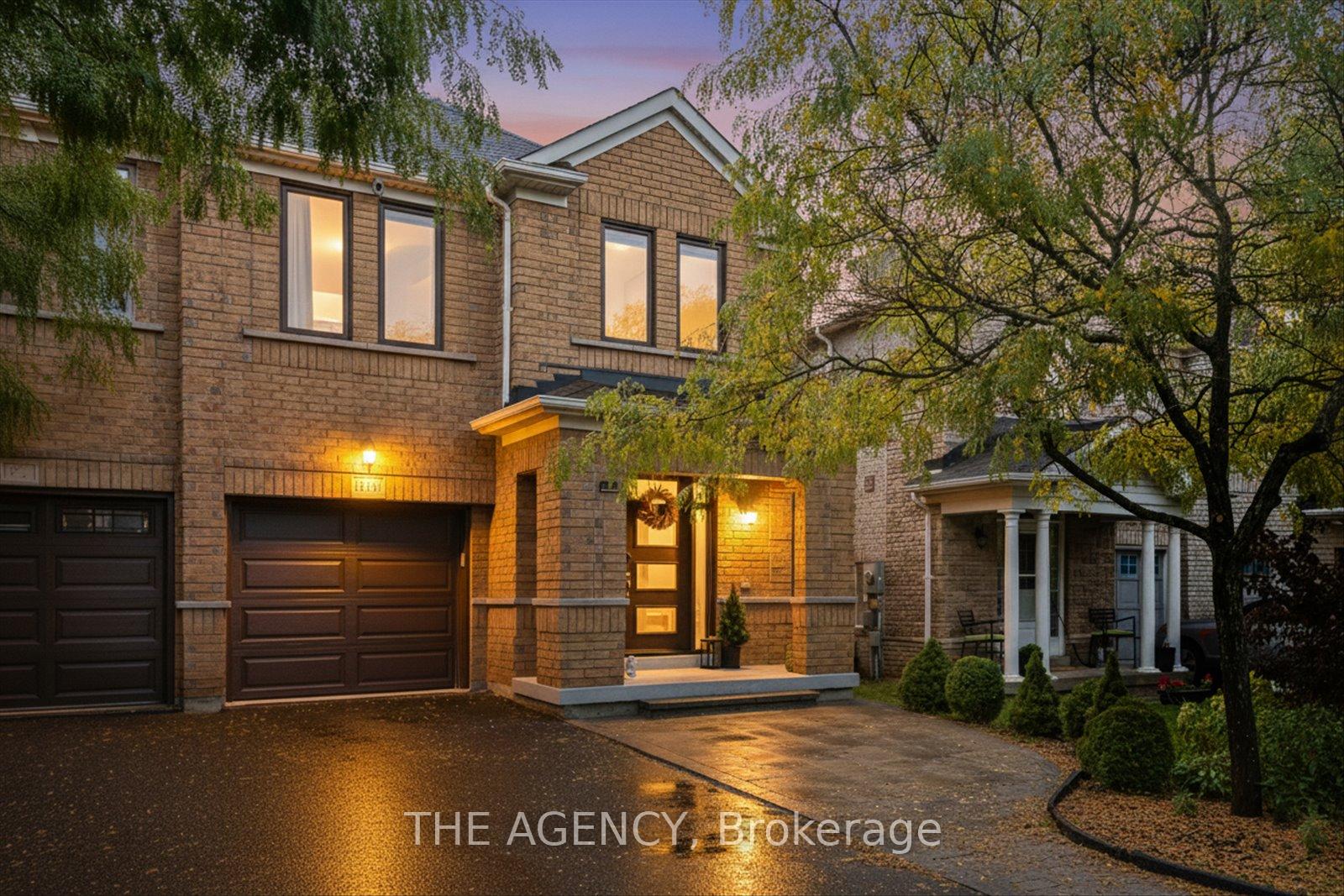908-oaktree-crescent-newmarket-ontario-n13068130
