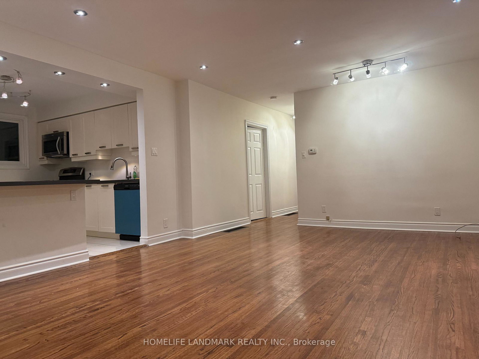 307-axminster-drive-richmond-hill-ontario-n13068748
