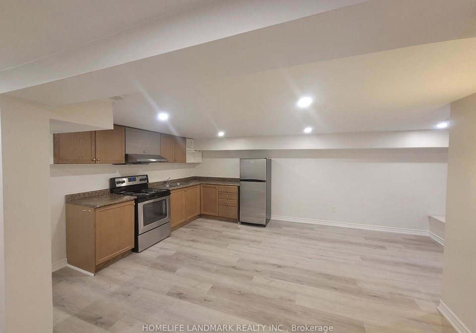 307-axminster-drive-richmond-hill-ontario-n13068758