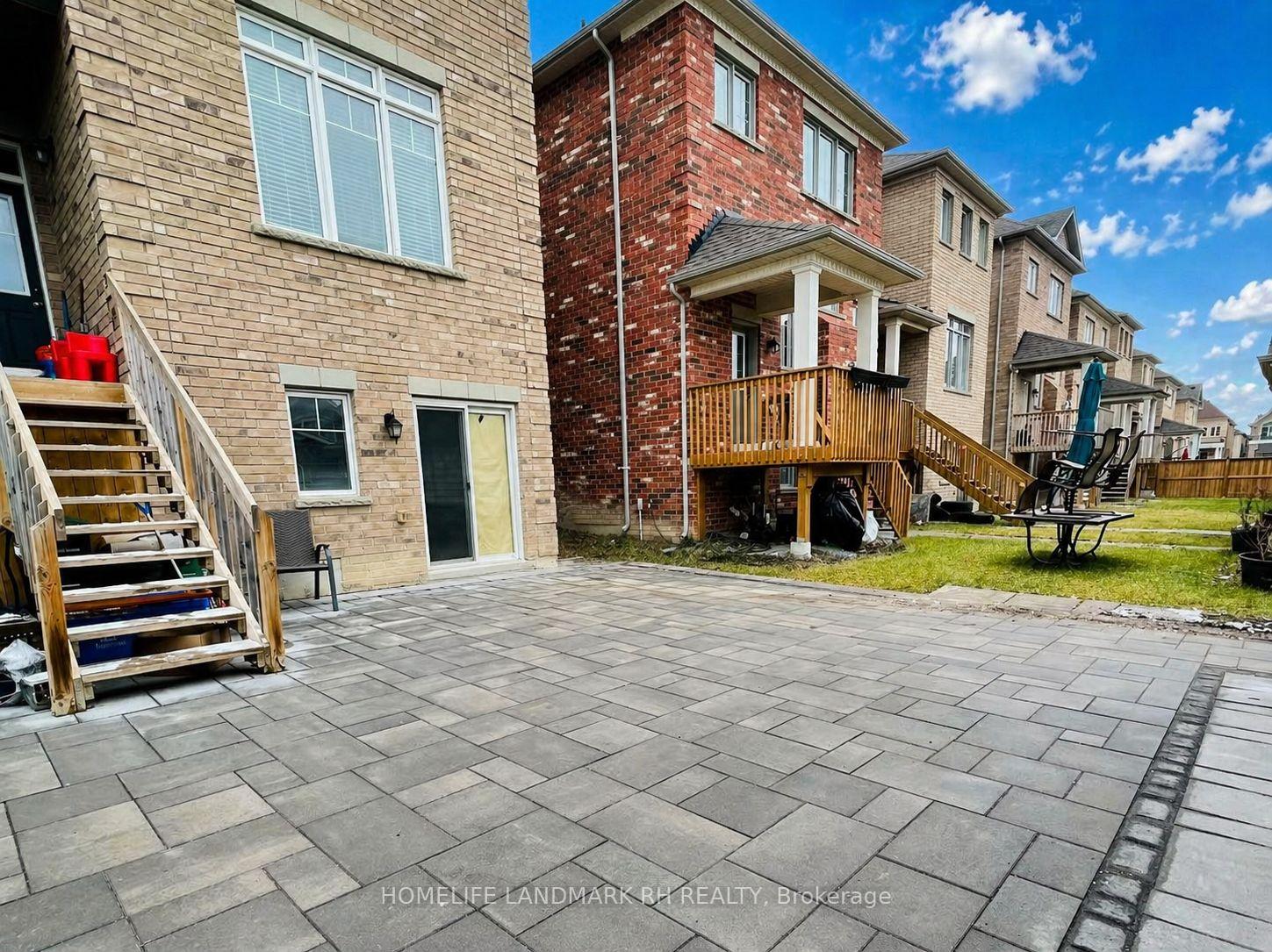 25-clara-may-avenue-east-gwillimbury-ontario-n13069070