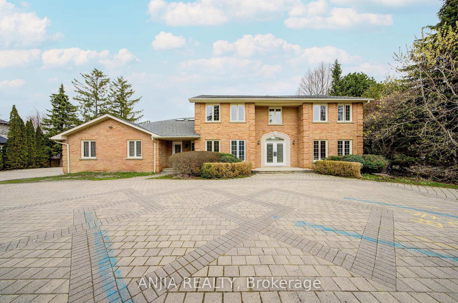 20-country-estates-drive-markham-ontario-n13069104