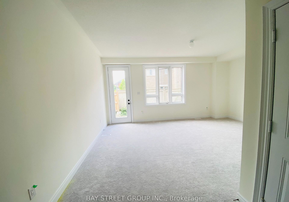 255-tennant-circle-vaughan-ontario-n13069142
