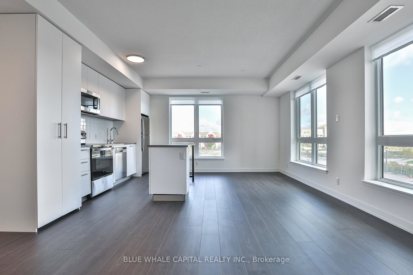 101-cathedral-high-street-markham-ontario-n13069846