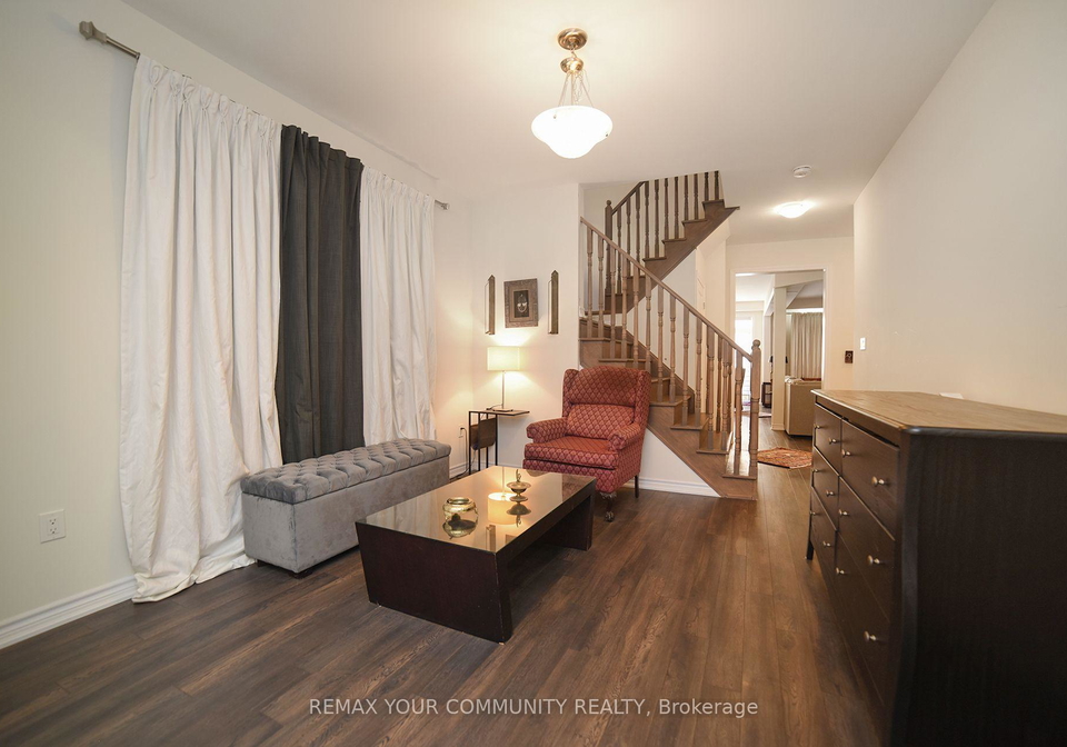 12-viola-street-east-gwillimbury-ontario-n13069924