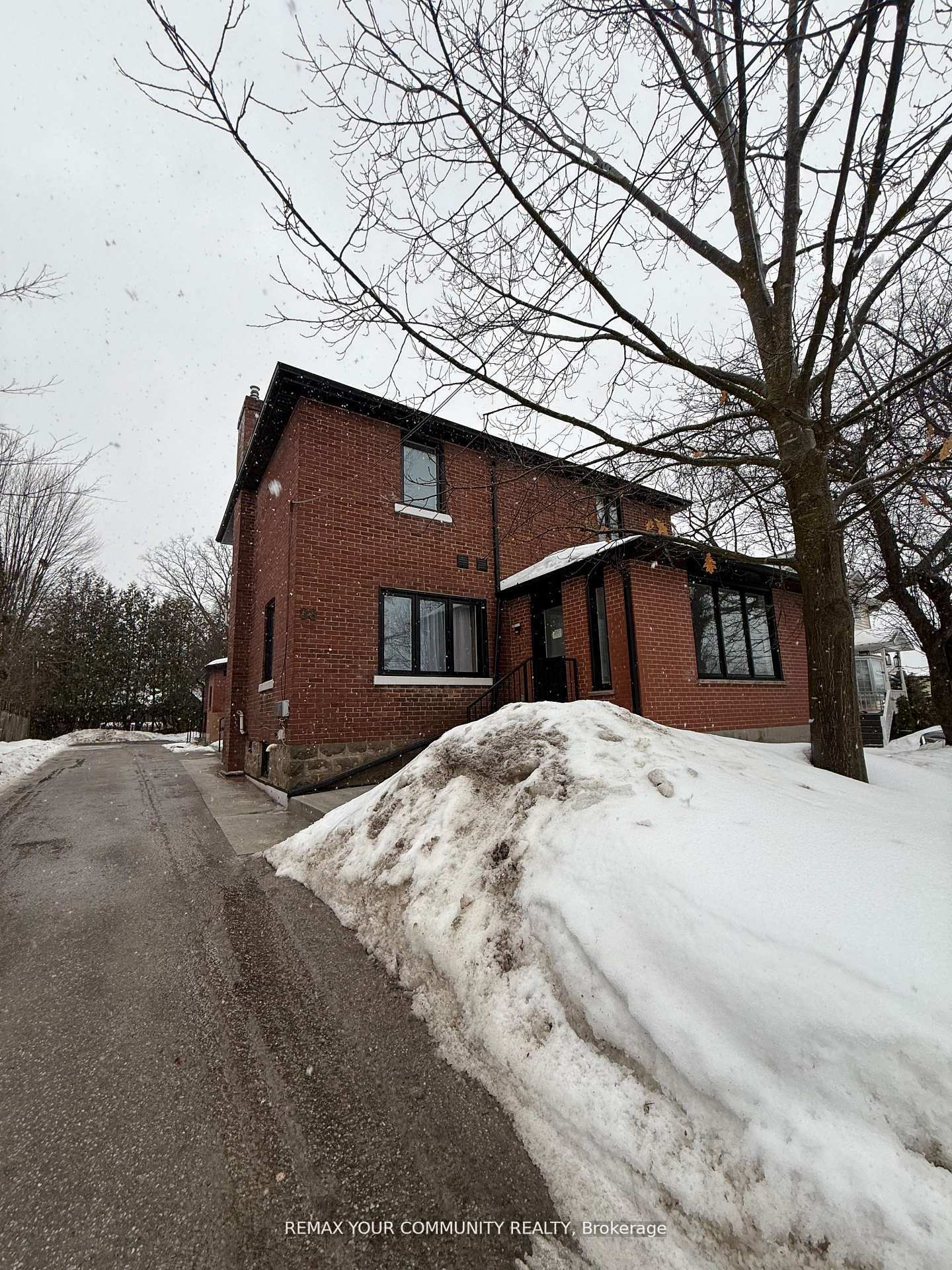 88-spruce-street-w-aurora-ontario-n13070030