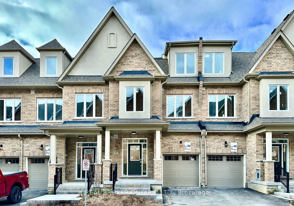 22-yans-way-markham-ontario-n13070108
