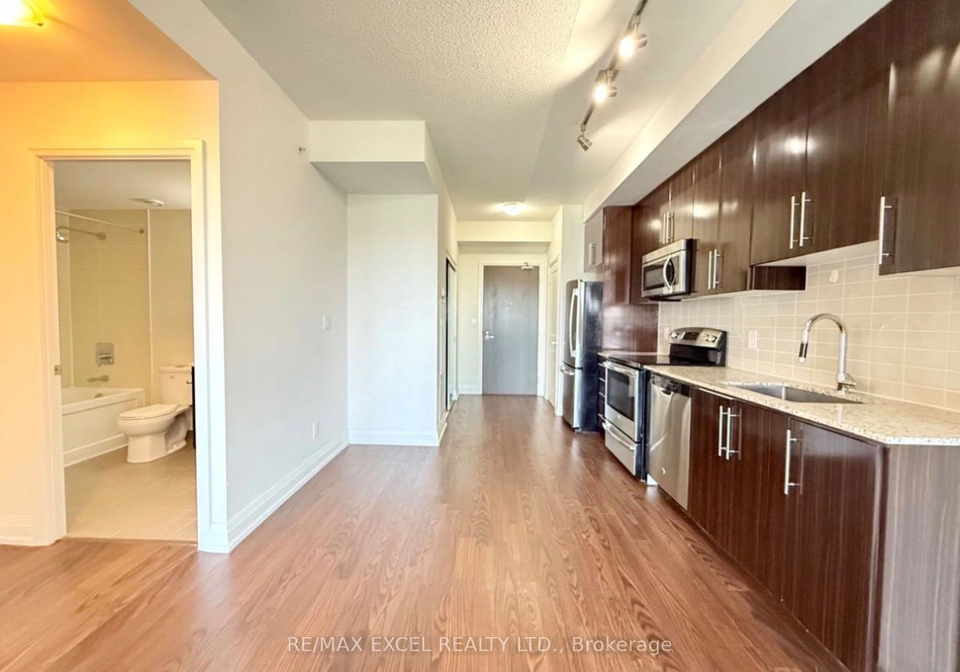 7171-yonge-street-markham-ontario-n13070722
