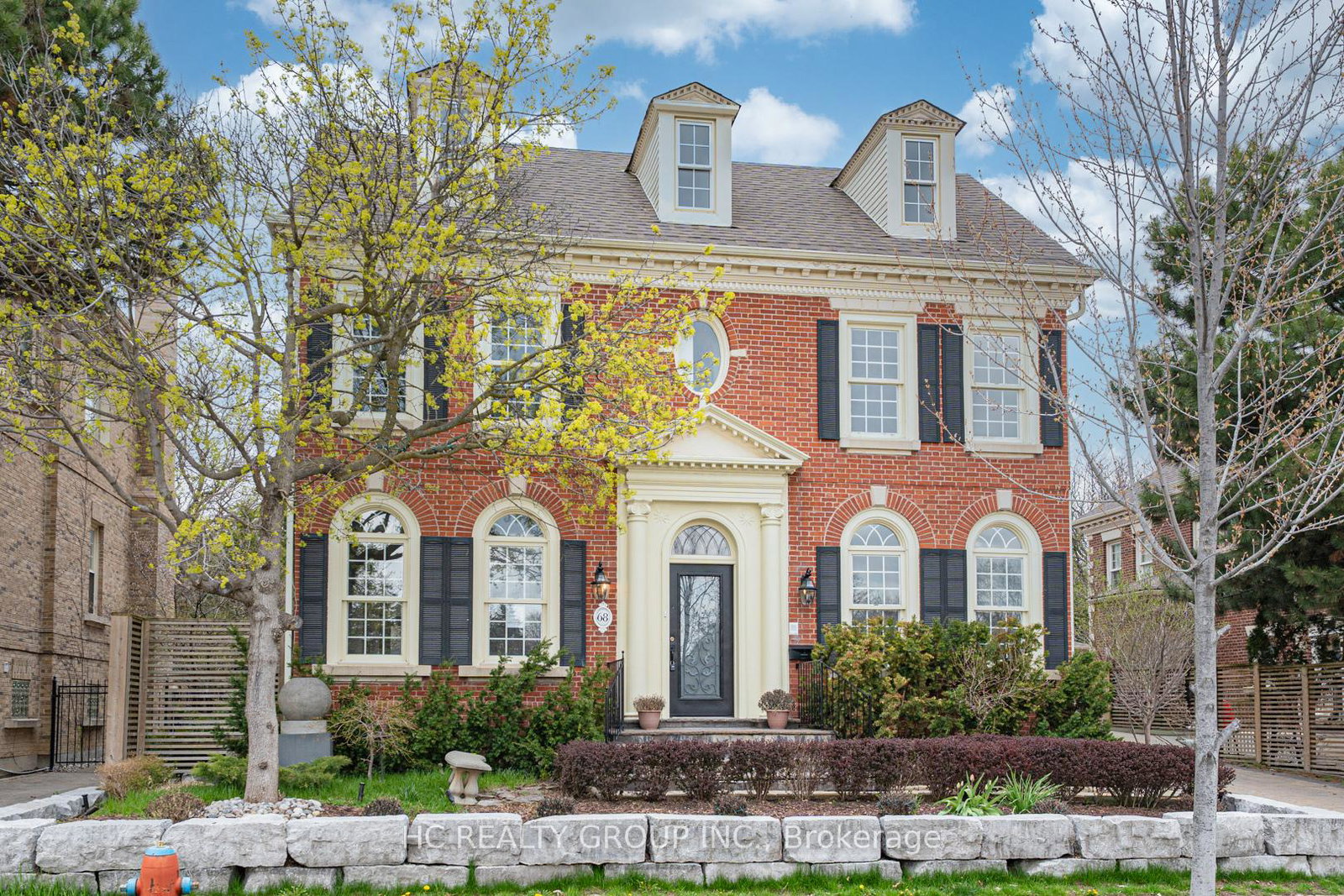 68-regent-street-richmond-hill-ontario-n13070758