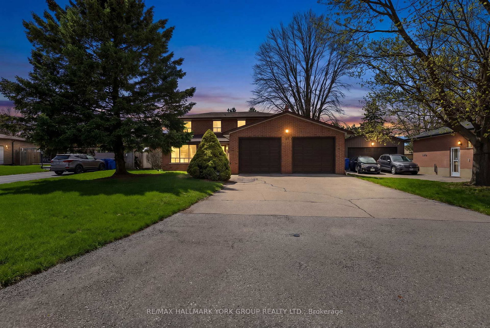16-wenderly-drive-aurora-ontario-n13070950