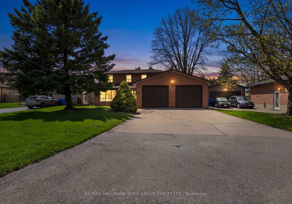 16-wenderly-drive-aurora-ontario-n13070950