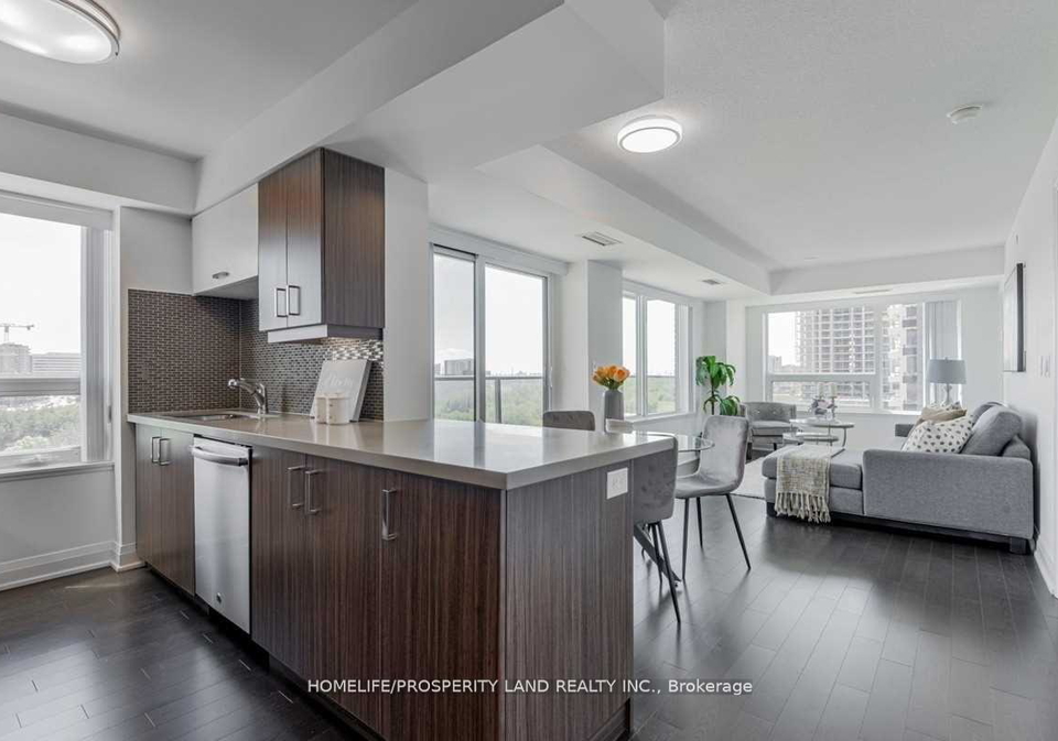 18-uptown-drive-markham-ontario-n13071570