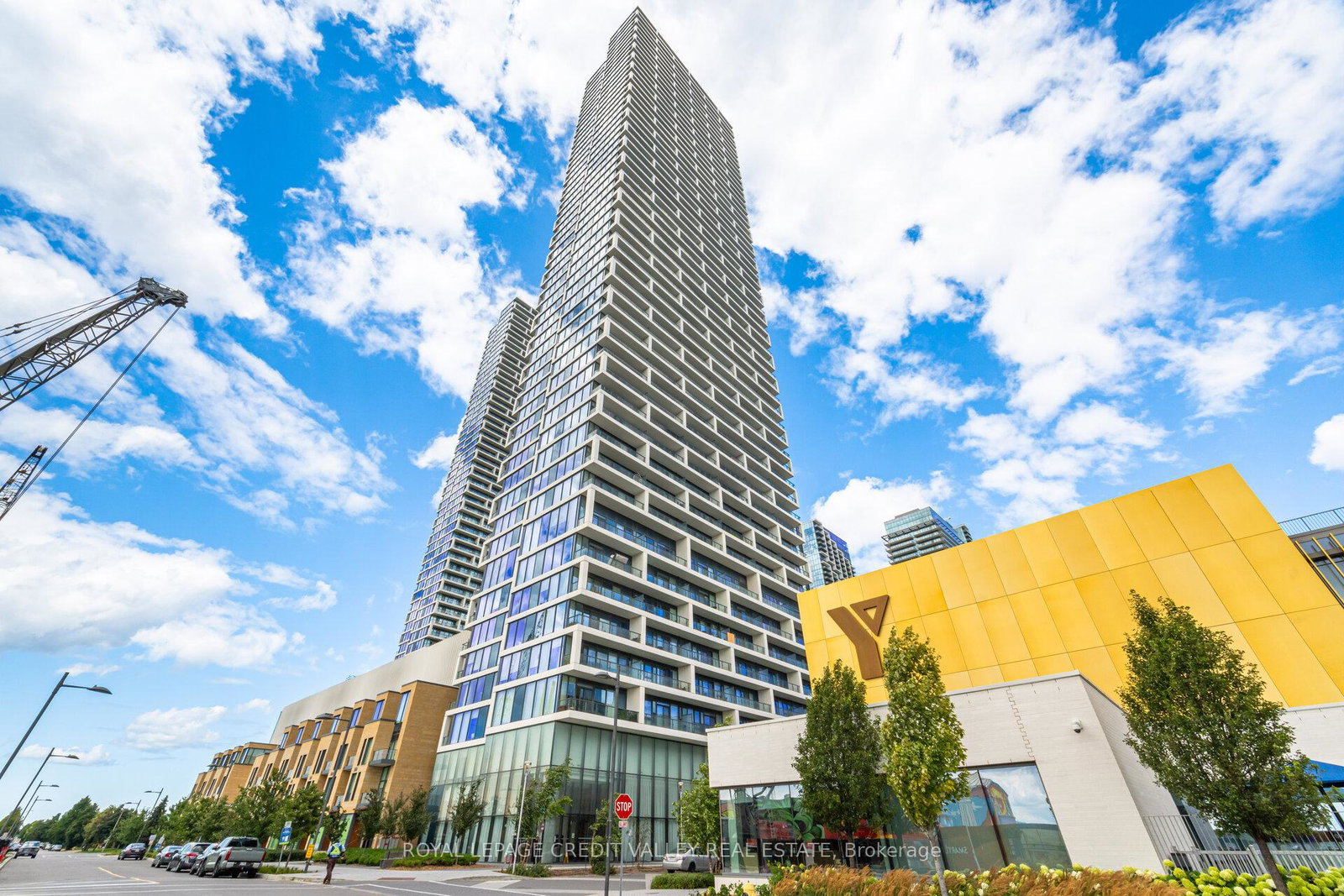 5-buttermill-avenue-vaughan-ontario-n13071582