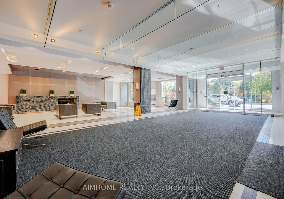 7165-yonge-street-markham-ontario-n13072282