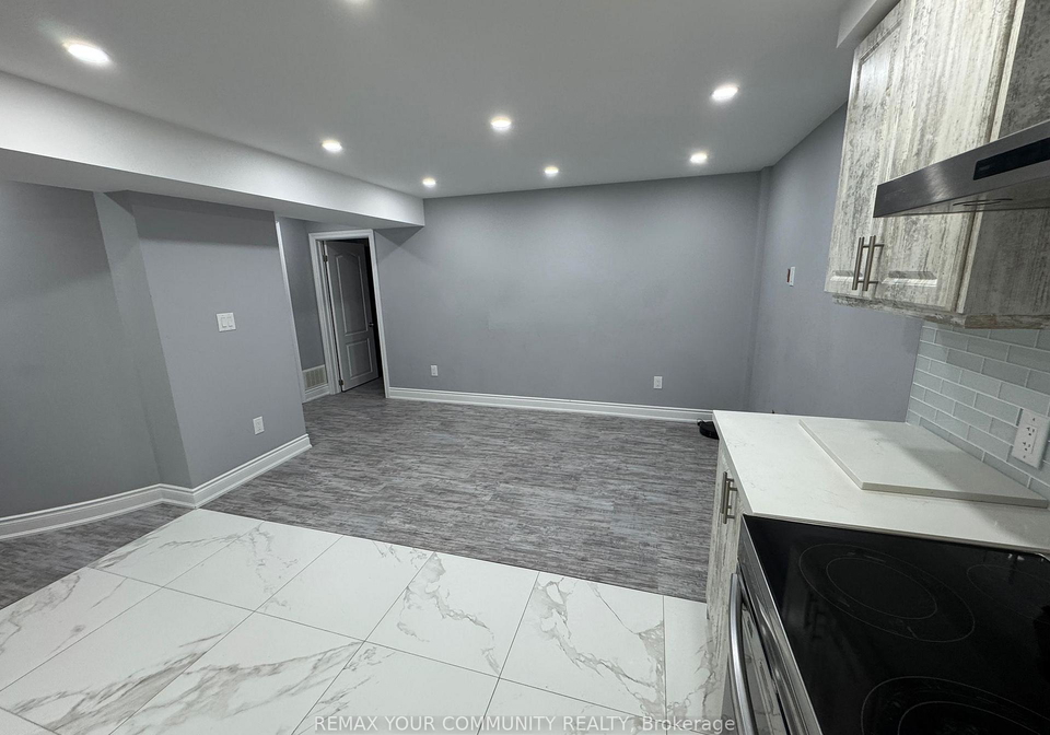 41-madoc-place-vaughan-ontario-n13072594