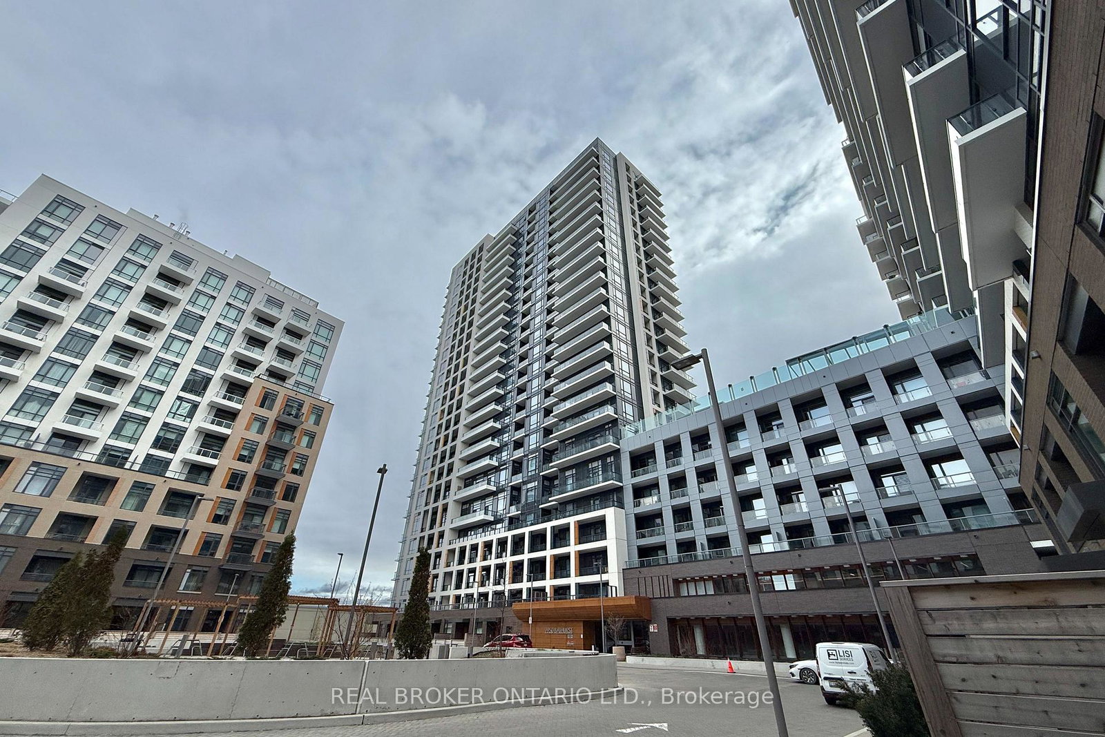 7950-bathurst-street-vaughan-ontario-n13073380