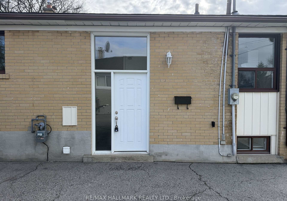 313-taylor-mills-drive-n-richmond-hill-ontario-n13073474