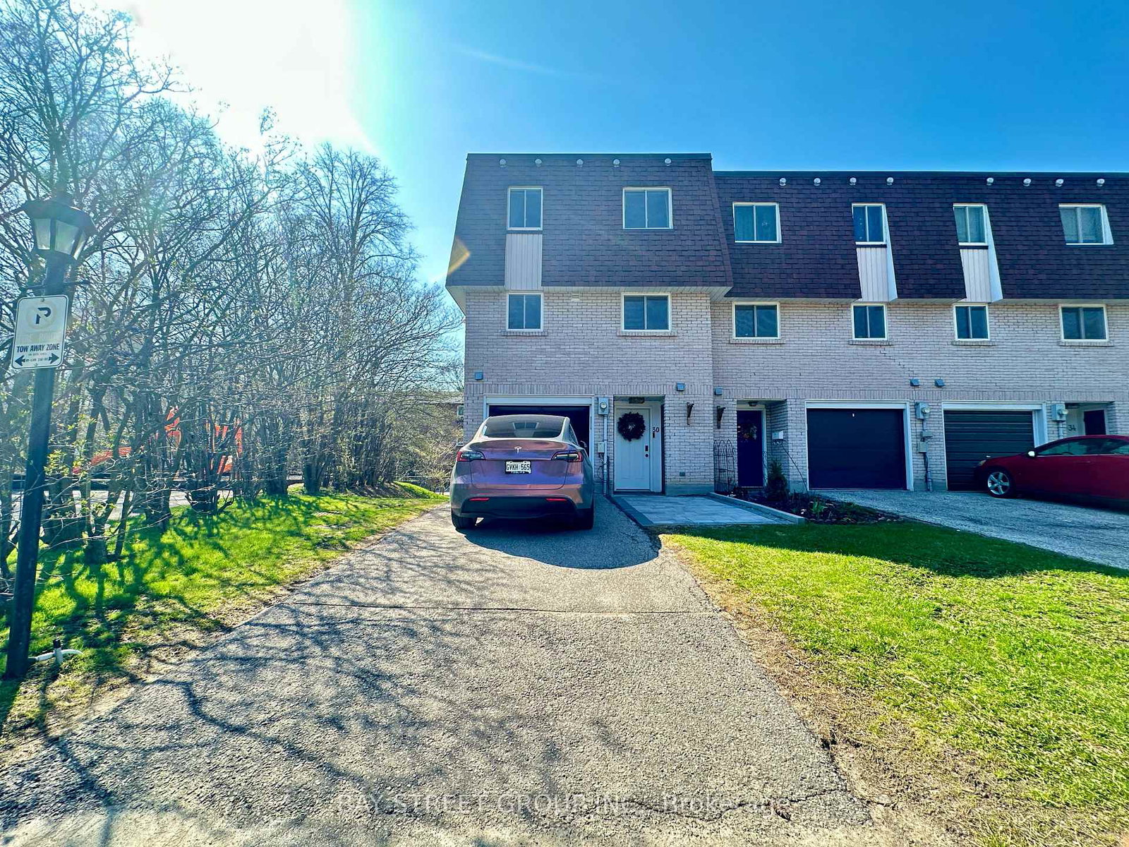 141-clark-avenue-markham-ontario-n13073554