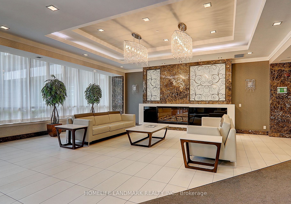 370-highway-7-road-e-richmond-hill-ontario-n13073812