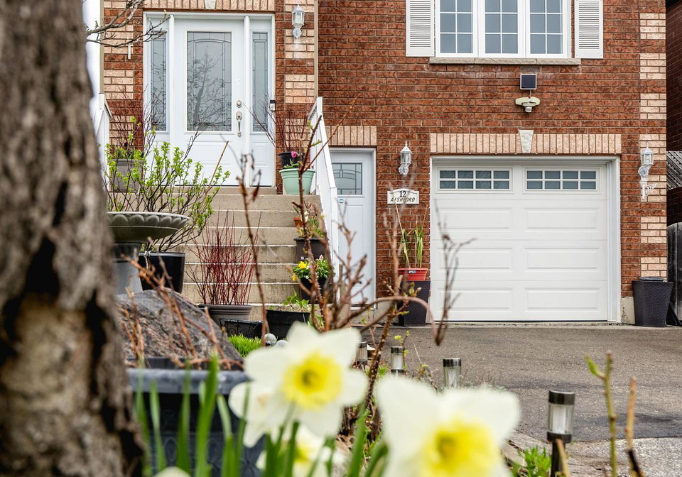 12-aishford-road-bradford-west-gwillimbury-ontario-n13073890