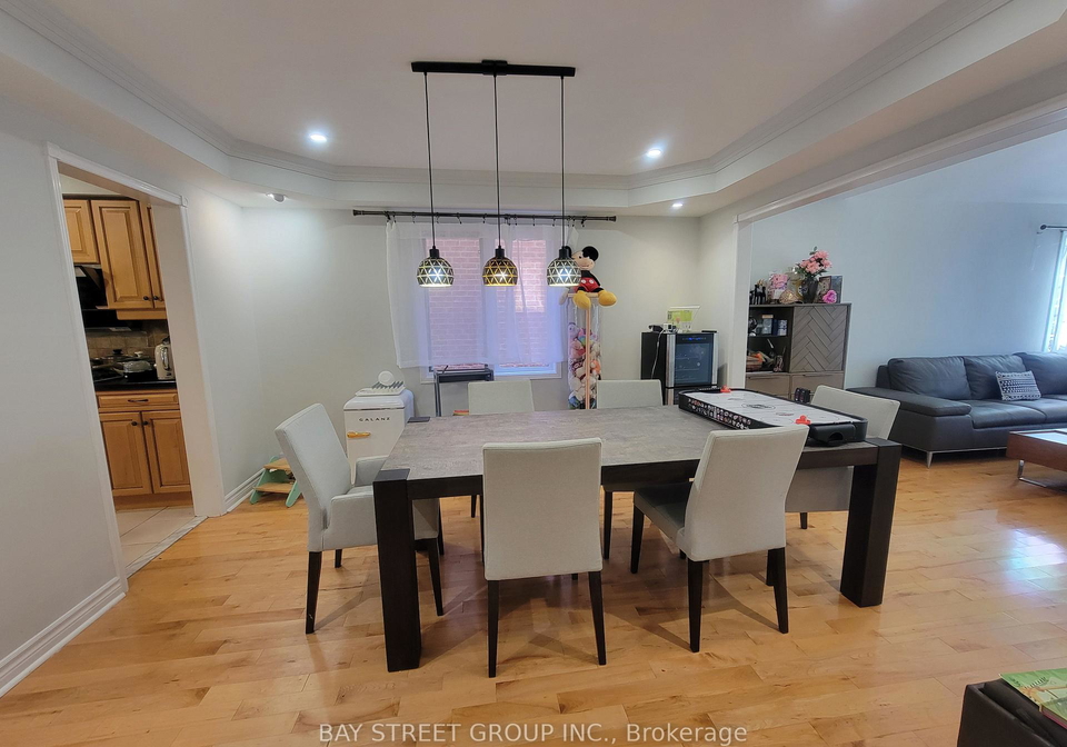 98-brookeview-drive-aurora-ontario-n13074182