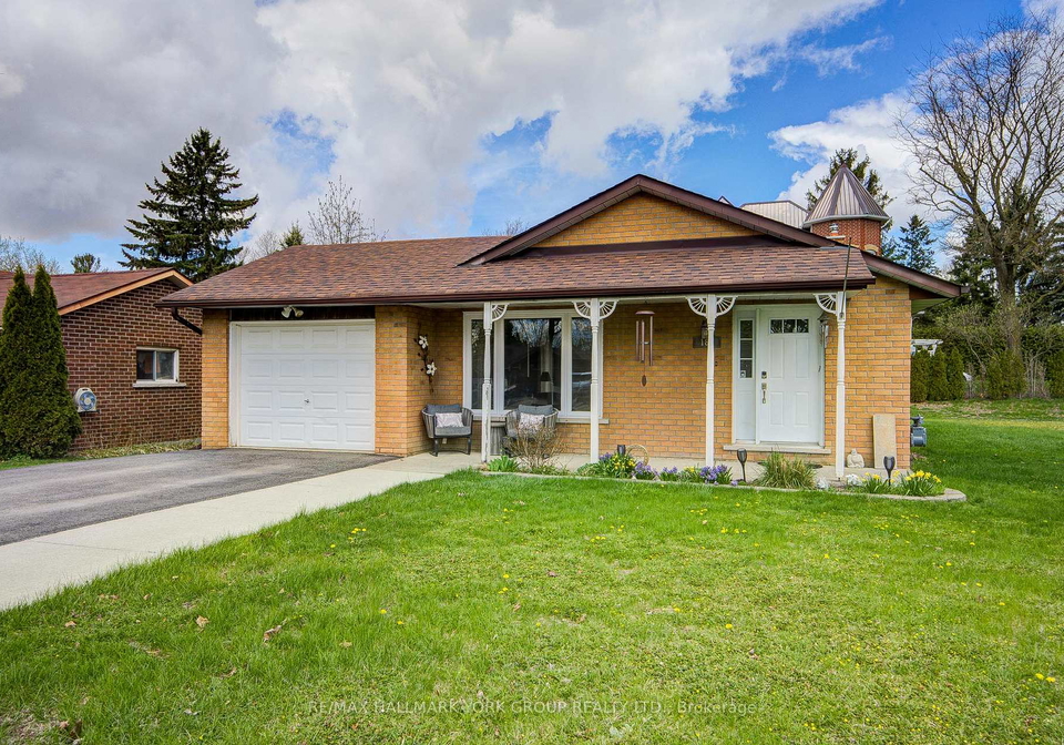 184-olive-street-east-gwillimbury-ontario-n13074566