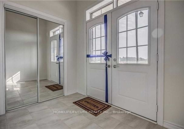 150-chessington-avenue-east-gwillimbury-ontario-n13074686
