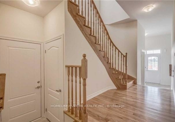 150-chessington-avenue-east-gwillimbury-ontario-n13074686