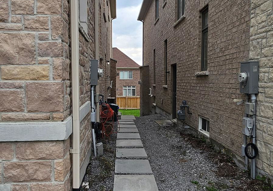 15-john-smith-street-east-gwillimbury-ontario-n13074942