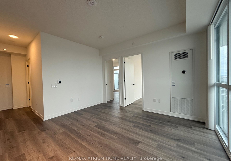 8-interchange-way-vaughan-ontario-n13074944
