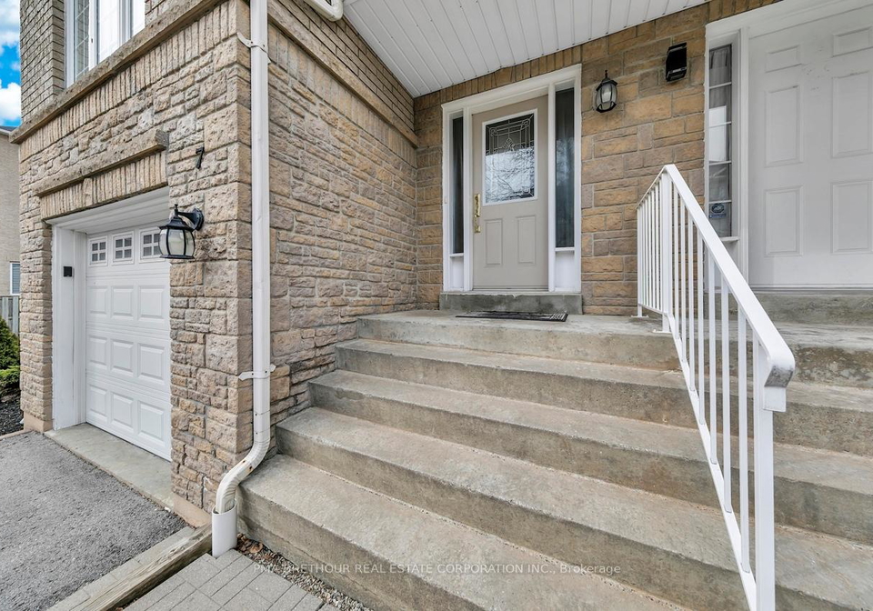 10719-bathurst-street-richmond-hill-ontario-n13075054