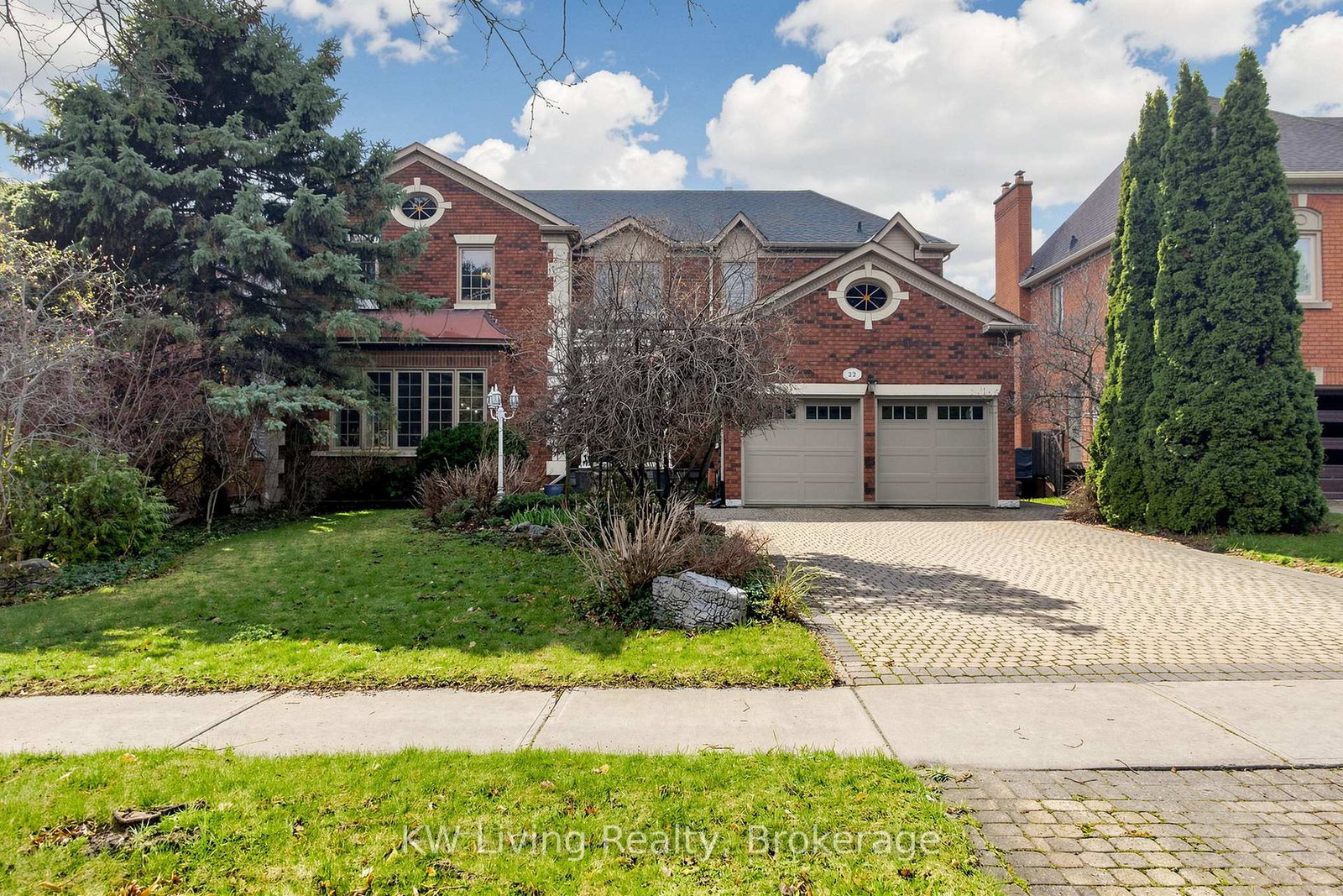 22-ava-crescent-richmond-hill-ontario-n13075548