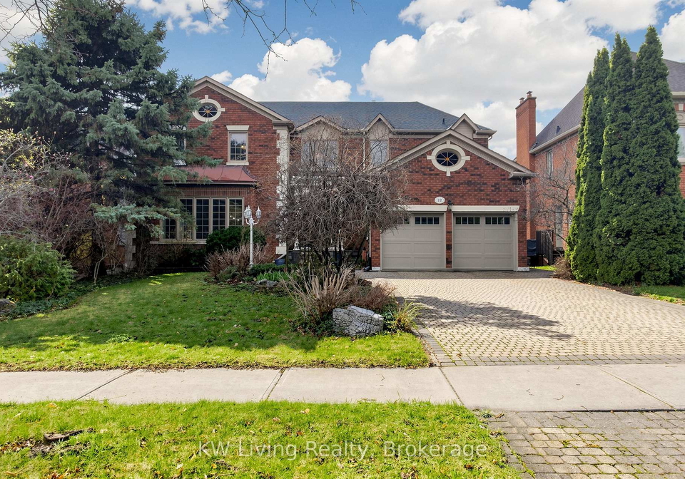 22-ava-crescent-richmond-hill-ontario-n13075548
