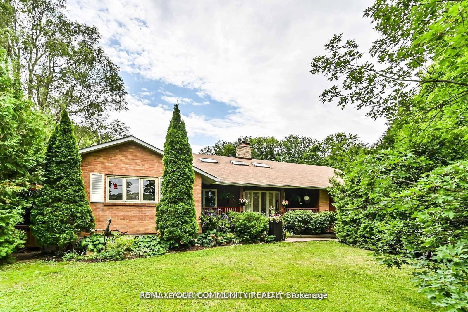 247-harris-avenue-richmond-hill-ontario-n13075902