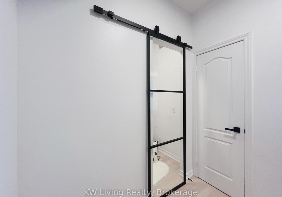 8323-kennedy-road-markham-ontario-n13075960