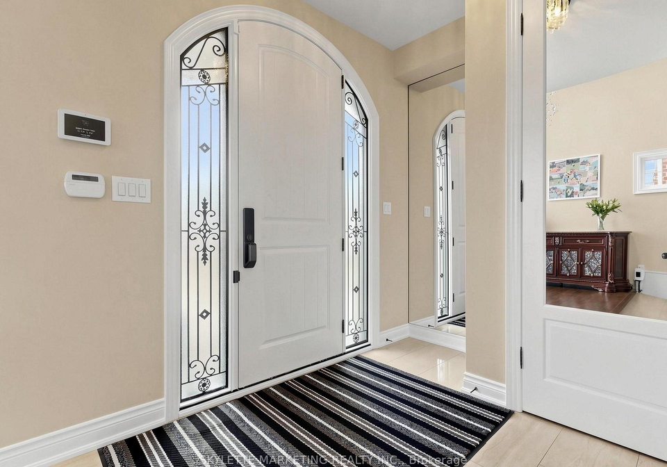 24-royal-west-road-n-markham-ontario-n13076164