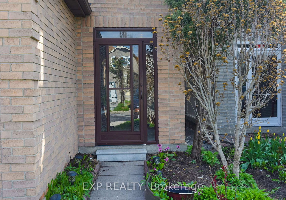 75-dairis-crescent-markham-ontario-n13076308