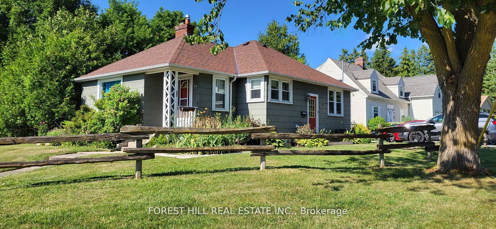 61-roxborough-road-newmarket-ontario-n13076930