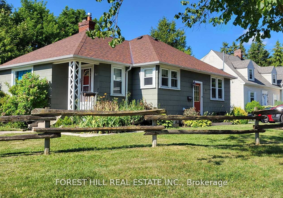 61-roxborough-road-newmarket-ontario-n13076930