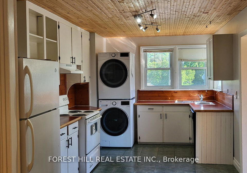 61-roxborough-road-newmarket-ontario-n13076930