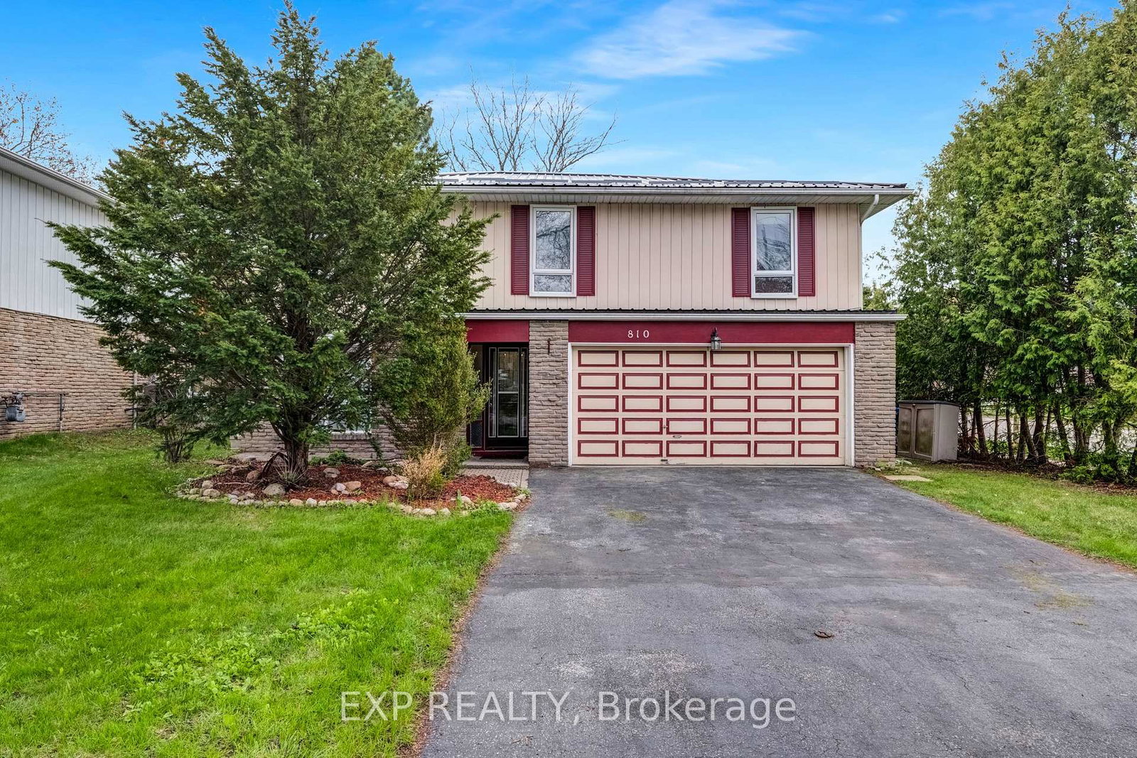 810-srigley-street-newmarket-ontario-n13077088