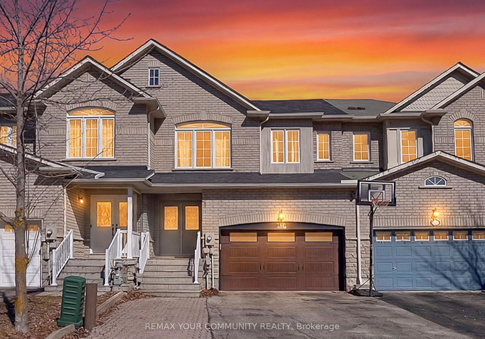 563-mulock-court-newmarket-ontario-n13077098