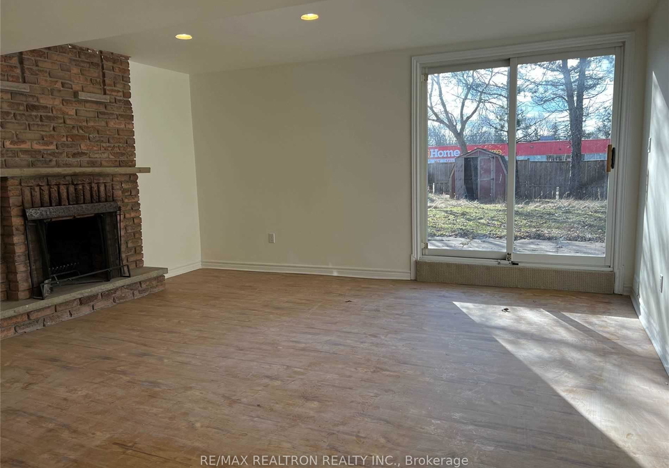 88-eastman-crescent-newmarket-ontario-n13077434