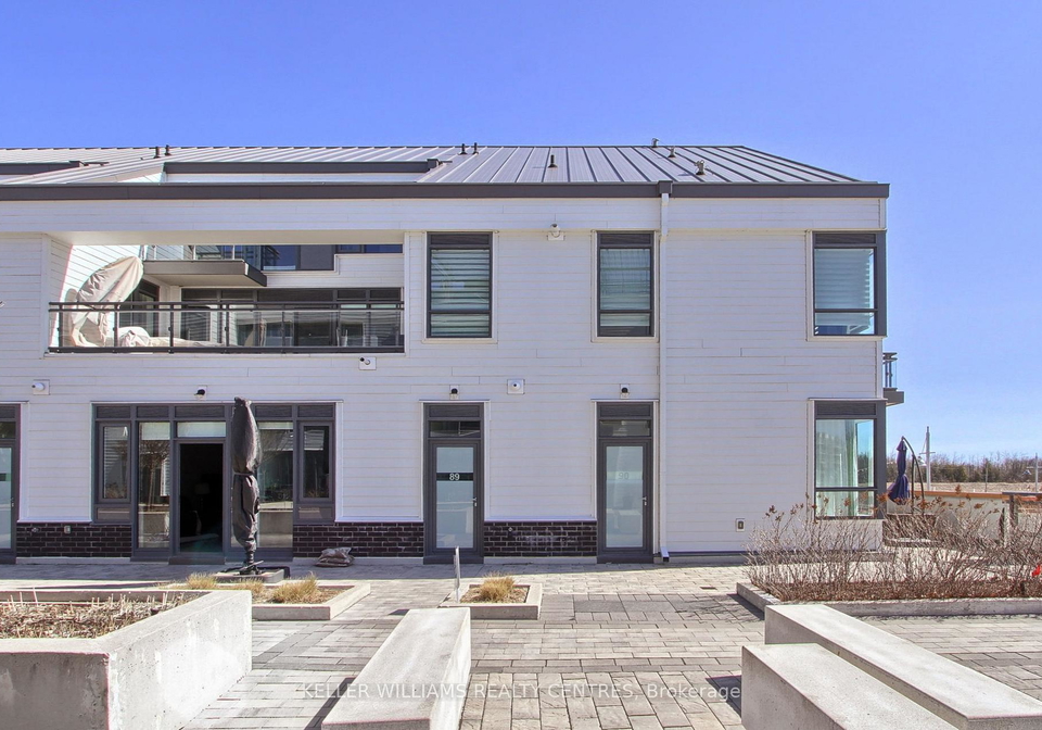 2broward-way-innisfil-ontario-n13077442