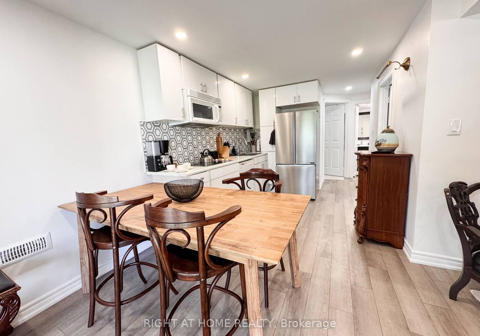 361-gaston-place-newmarket-ontario-n13077456