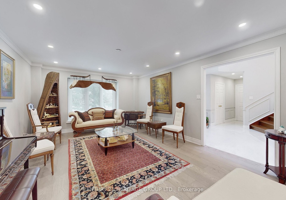335-fern-avenue-richmond-hill-ontario-n13077558