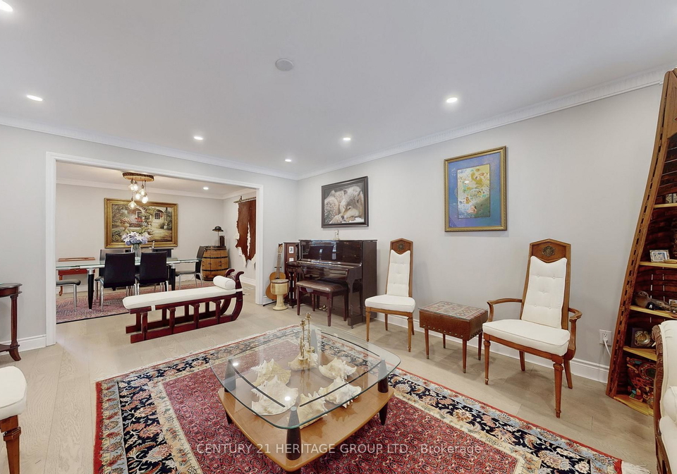 335-fern-avenue-richmond-hill-ontario-n13077558